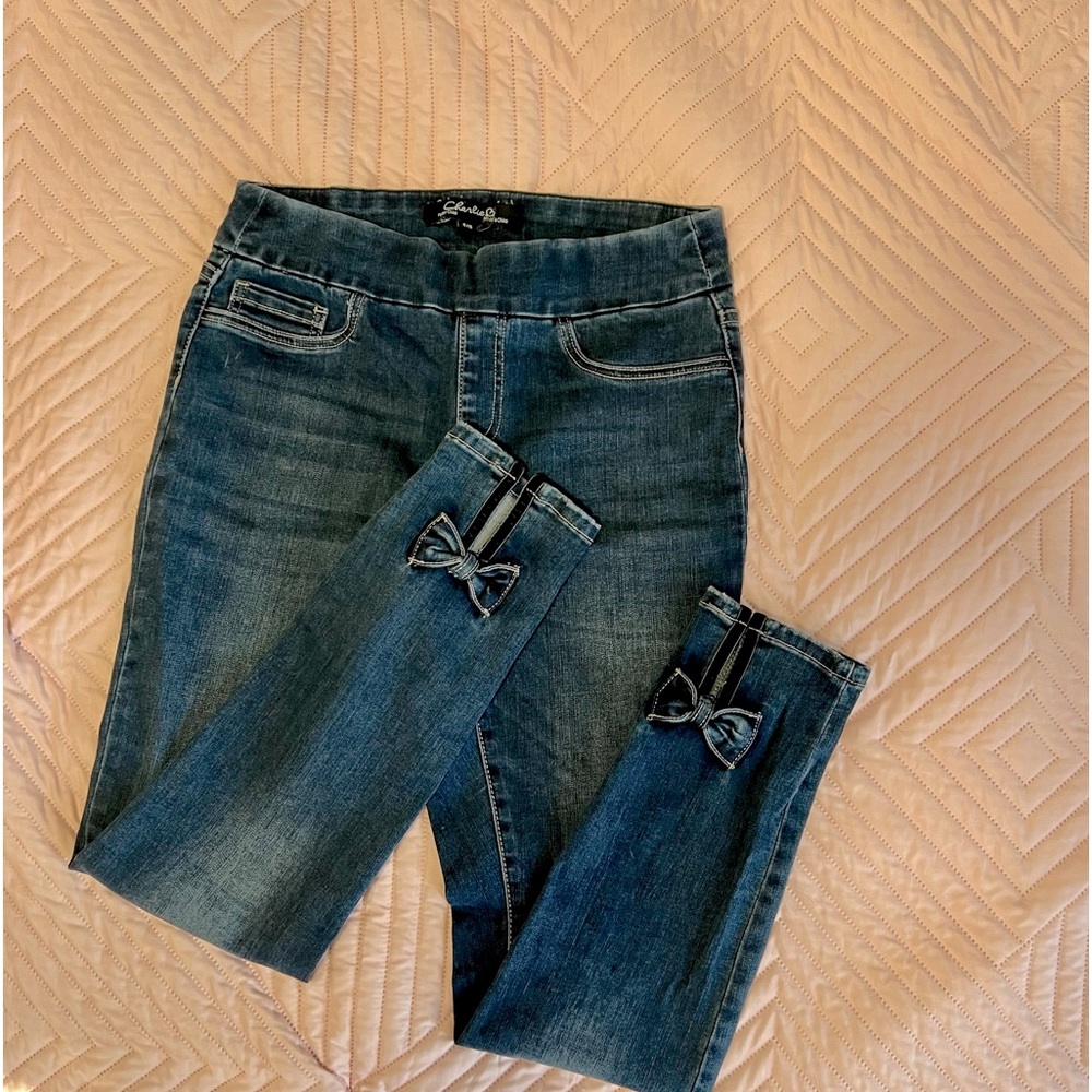 Charlie B Skinny Jeans - size 6
